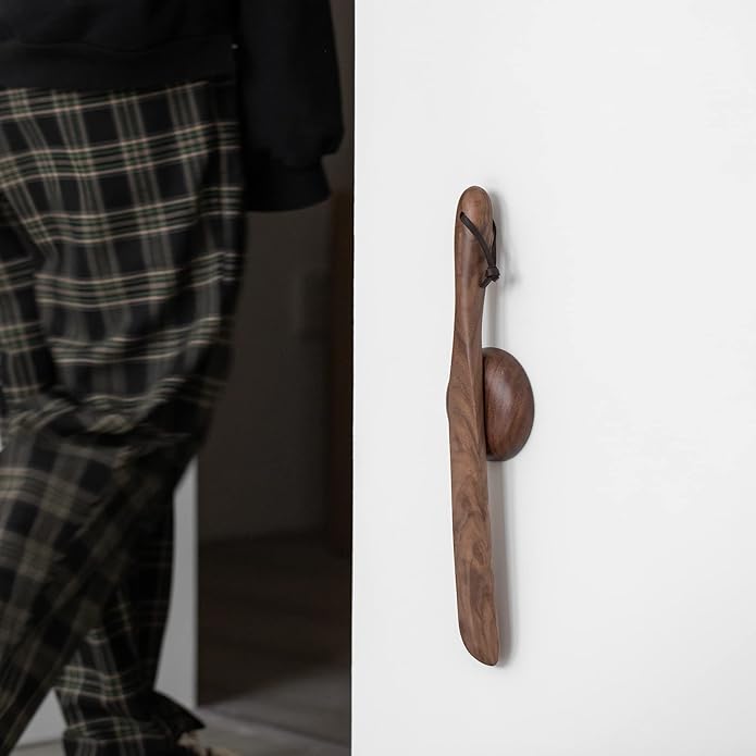 muso wood Shoe Horn 15" Long Handle for Seniors, Wooden Shoehorn for Men Women Kids Pregnancy