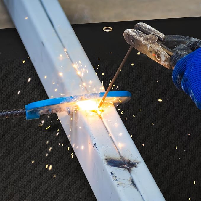 4x6ft Welding Blanket, Silicone Coated Fiberglass Fire Blanket, Welding Blanket Fireproof, Designed for in Home and Outdoor Use for Professional and Heavy-duty Welding, Cutting, and Other Uses