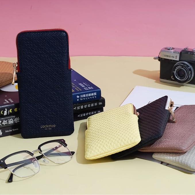 Cockatoo Portable Glasses Case, Drop-Resistant Eyewear Storage Pouch, Slim Soft Case for Sunglasses, with Cleaning Cloth