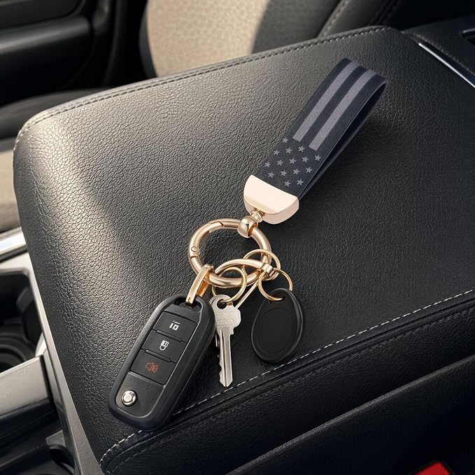American Flag Keychain for Men Women, Leather USA Flag Key Chain for Daily | Flag keychain adds heritage patriotic style, Metal D-ring keep daily keys grouped,Practical gift for dads, husbands, wives