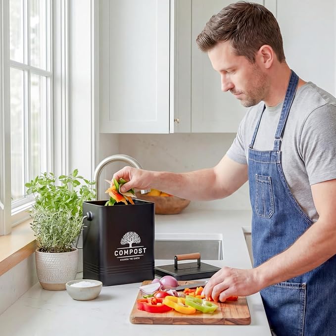 PERFNIQUE Kitchen Compost Bin, 1.7 Gallon Countertop Compost Bin with Lid, Indoor Compost Bin Includes 2 Carbon Filters, Small Compost Bucket, Food Waste Bin for Kitchen with Trash Bags (Matte Black)