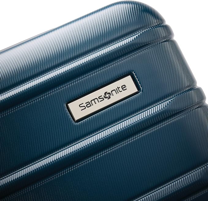 Omni 2 Airline Approved Carry-On Luggage – Stress-Free Size Meets 22x14x9" Requirements – For Fast Trips & Avoiding Baggage Fees – Dual 360° Spinner Wheels, USB Power Hub, Expands 1.5” – Nova Teal