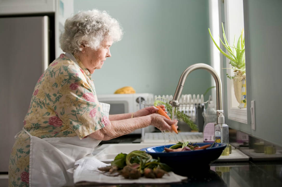 Assisted Living Products That Help Seniors Stay at Home Longer