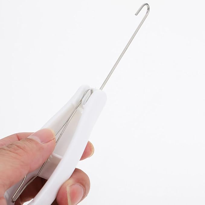 2pcs Button Hook Zipper Puller Tool One-Hand Operation Button Assist Device for Easy Dressing and Zipper Fixing Convenient Clothes Wearing Aid for Home Use and Daily Living
