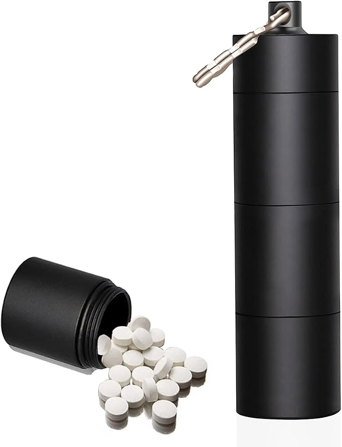 Portable Keychain Pill Holder Case, EFFIET 3 Compartments Metal Pocket Emergency Pill Container Dispenser Box Outdoor Medicine Bottle Tin for Daily Supplyment (Black)