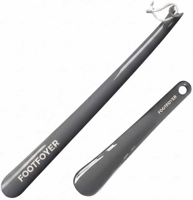 Long shoehorn that is comfortable to wear and has a handle is ideal for both men and women