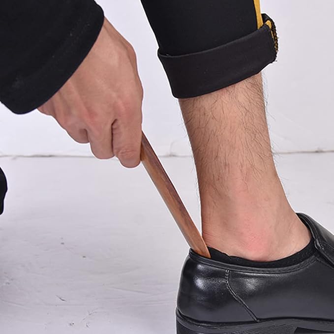 EXCEART 2 Pack Practical Shoehorns Convenient Shoe Lifters with Lanyard 6.10 Inch Plastic Shoe Horns for Easy Slip-on Household Shoehorns for Men Women Elderly