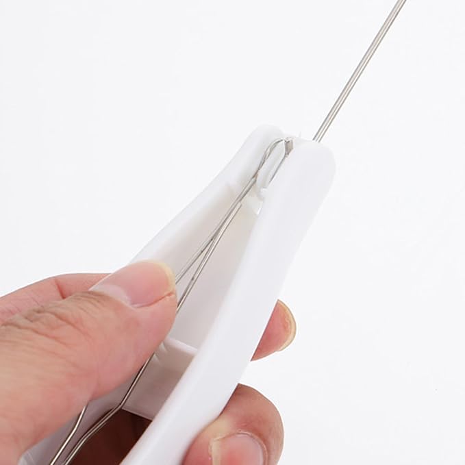 Veemoon Button Hook and Zipper Puller, One-Hand Button Assist Device for Seniors, Coat Buttoning Aid Tool with Pulling Hook for Elderly Dressing Assistance