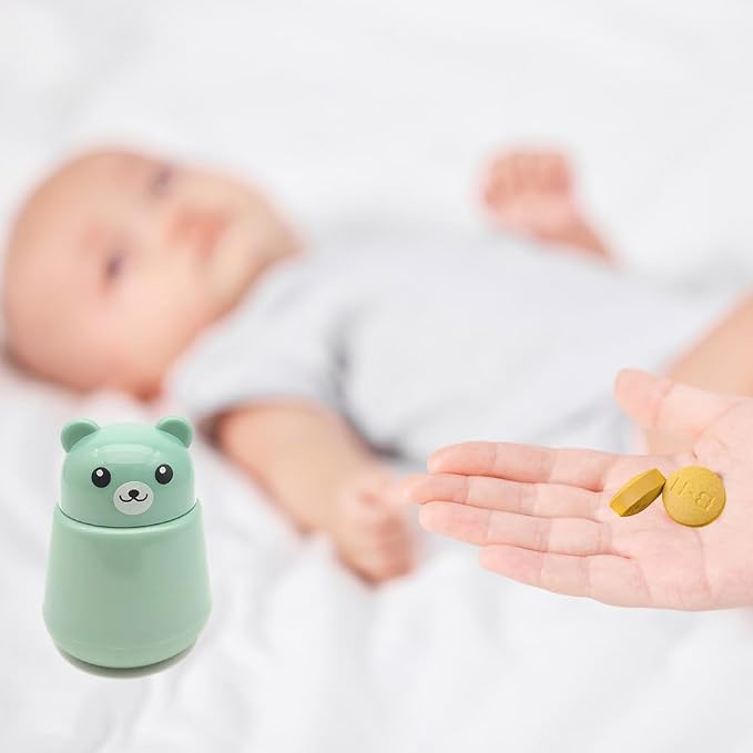 CoaGu Bear Pill Crusher for Elderly - FDA-Compliant Fine Powder, BPA-Free ABS, Easy Grip & Clean, Leakproof Portable Medicine Grinder
