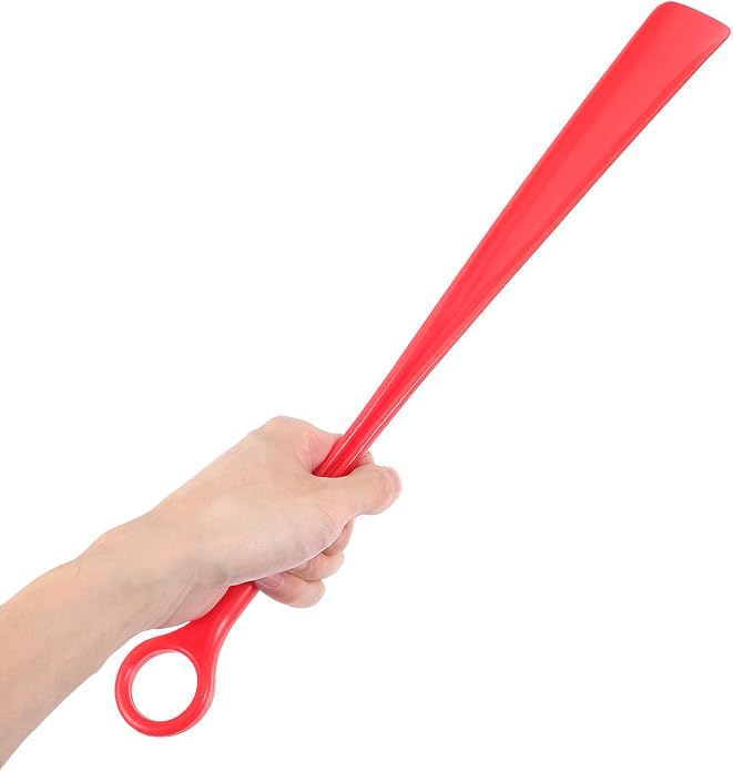 CALLARON 47cm Long Handle Shoehorns Set of 4 Plastic Shoehorn Universal Shoehorns Hanging Shoehorn Travel Portable Shoehorn for Boots Shoes(Random Color)