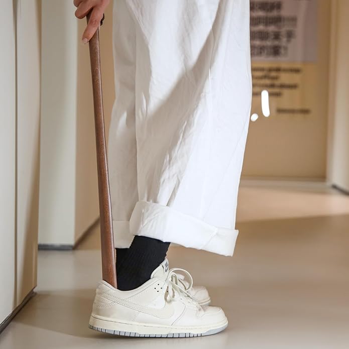 Wooden Shoe horn Long Handle for Seniors -23.6in Long handled ShoeHorn