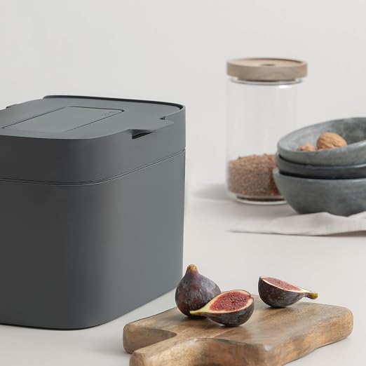 KAZAI. Compost Bin Kitchen 'Elin' | 1.2 GAL / 4.5L Countertop Compost Bin with Lid & Carbon Filter | Odor-Free, Dishwasher Safe, with Inner Bucket | Small Indoor Kitchen Composter | Graphite-Black