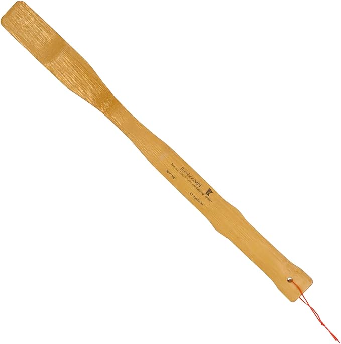 BambooMN 17 Inch Bamboo Wooden Shoe Horn Long Handle for Seniors, Men, Women, 30 Units