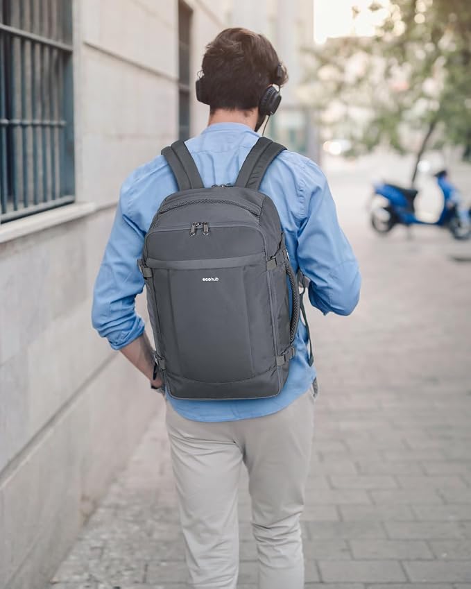 ECOHUB 17'' Small Travel Backpack, United Airlines Personal Item Bag 16.9"x10"x7.5" Carry on Backpack with USB Port Luggage Sleeve Travel Essentials for Men Women Water Resistant, Grey