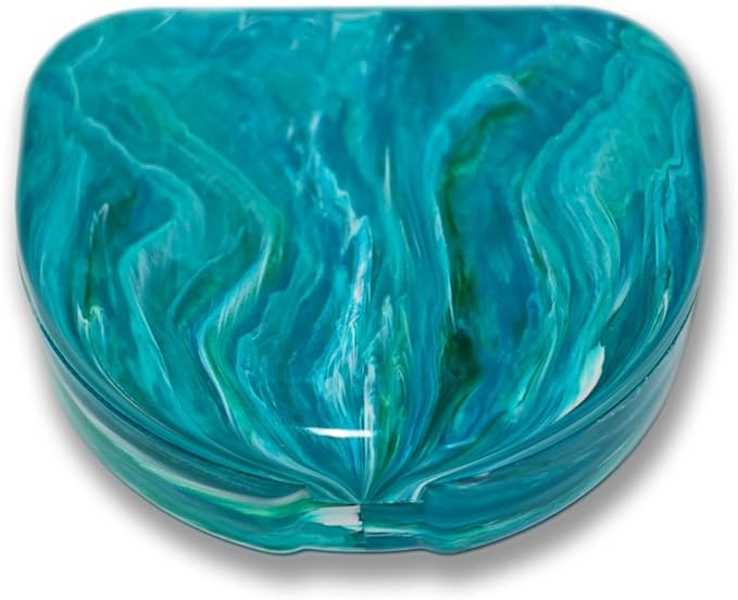 QUIST (TM) Orthodontic Retainer Case (Turquoise)