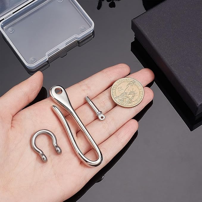PandaHall Fish Hook Keychain - Brass U Shape Key Hook Belt Keyring with Key Shackle Heavy Duty Car Keychain for Men Women Wallet Chain Purse Accessory