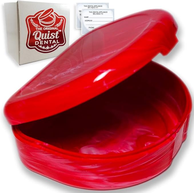 QUIST (TM) Orthodontic Retainer Case (Red)