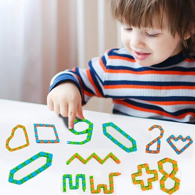 50pcs Random 24 Links Wacky Tracks Snap and Click Fidget Toys, Finger Sensory Toys, Snake Puzzles for Stress Relief, Party Bag Fillers, Random Color, Carnival Gift