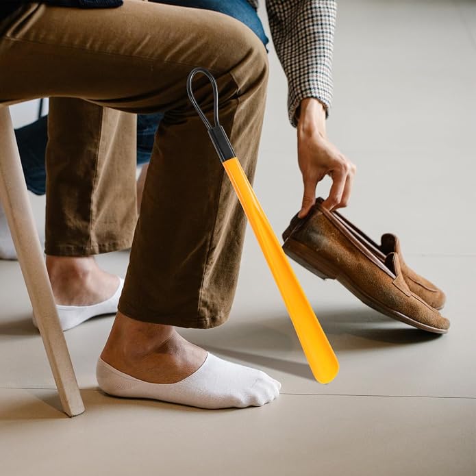 Shoe Horn with Handle 19.29In Long Handle Shoe Horn Portable Lightweight for Men Women Kids Seniors Smooth Surface Easy Grip Tool for Putting on Shoes