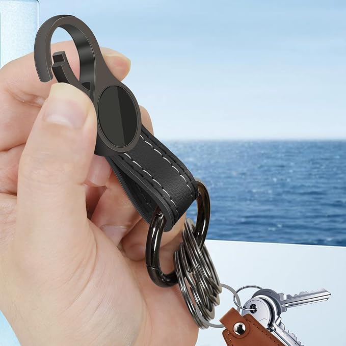 Idakekiy Key Chain with 4 Key Rings and Quick Release Carabiner Clip Leather Car Keychain for Men and Women