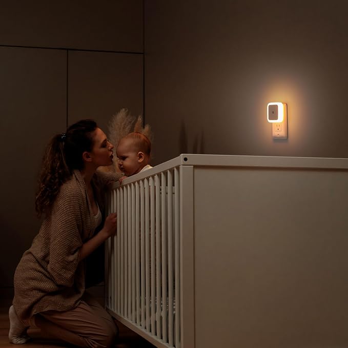 Sujeet Night Light, Night Lights Plug into Wall 8-Pack, Nightlight Plug in Night Light, Dusk to Dawn Night Lamp Led (Warm White)