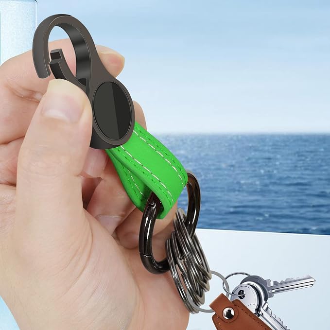 Idakekiy Key Chain with 4 Key Rings and Quick Release Carabiner Clip Leather Car Keychain for Men and Women