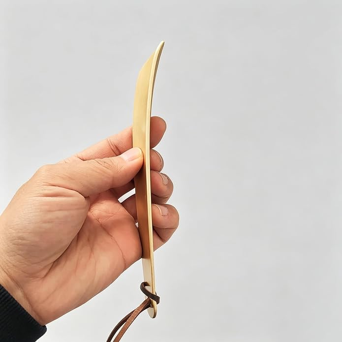 Premium Solid Brass Shoe Horn - Portable Metal Shoe Wearing Helper | Sturdy Short Shoehorn for Travel & Home Daily Use (19.7cm / 7.76"), Shoes Boots Wearing Aid Tool for Men Women Seniors