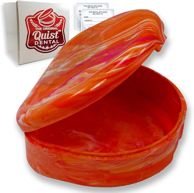 QUIST (TM) Orthodontic Retainer Case (Orange)