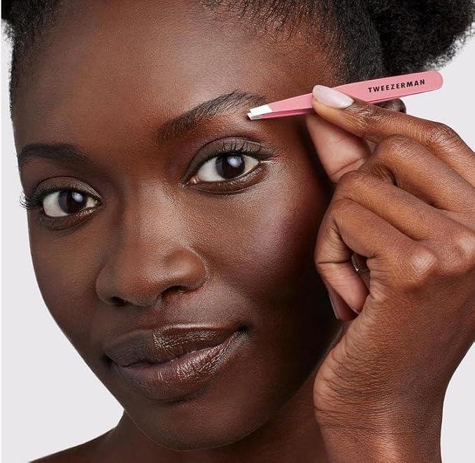 Tweezerman Exclusive Petite Tweeze Set for Eyebrows with Case Tea Rose