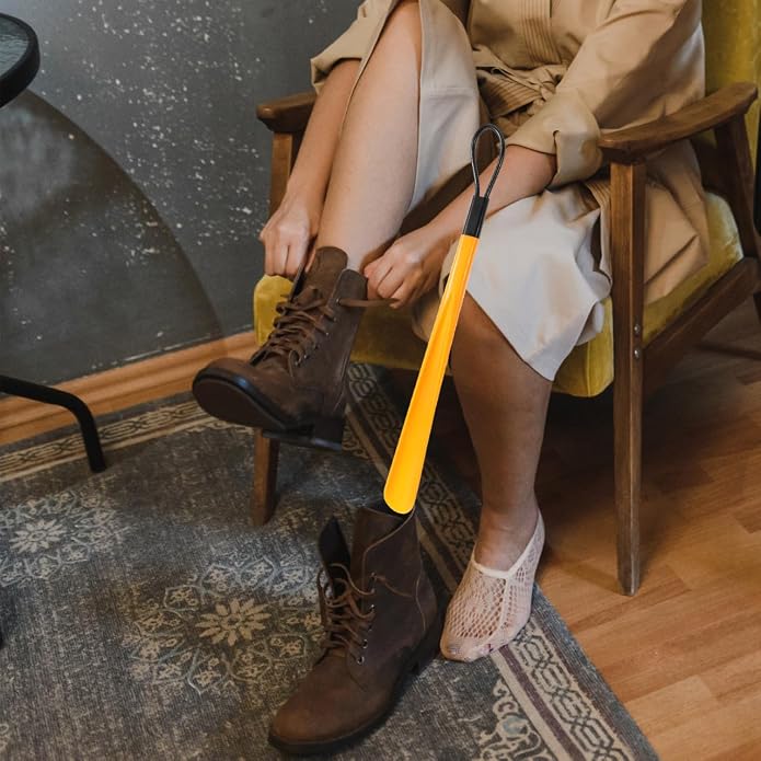 Shoe Horn with Handle 19.29In Long Handle Shoe Horn Portable Lightweight for Men Women Kids Seniors Smooth Surface Easy Grip Tool for Putting on Shoes
