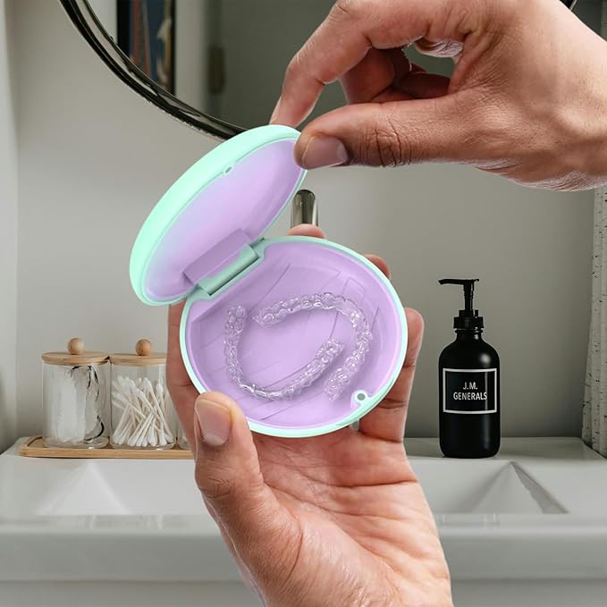 Retainer Case, Slim Aligner Cases for Invisalign, Mouthguard Case with Removal Tools& Aligners Chewies& Brush, Removable Inner Tray Silicone for Easy Cleaning (Green)