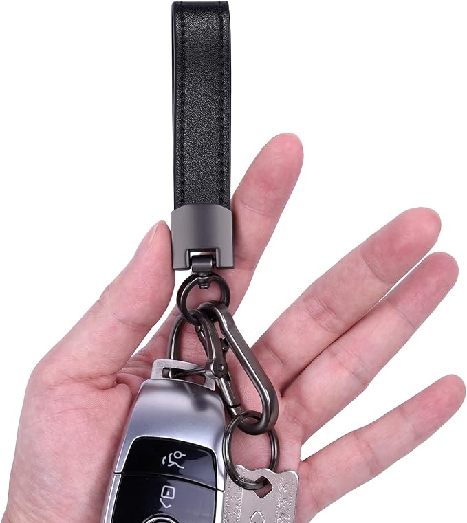 Wisdompro Genuine Leather Car Keychain, Universal Key Fob Keychain | Leather Car FOB Key Chain Holder for Men and Women, 360 Degree Rotatable, with Anti-lost D-ring and 3 Keyrings