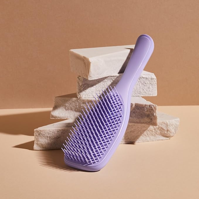 Tangle Teezer Ultimate Detangler Brush, Straight to Wavy, Sweet Lavender | Patented two-tier, regular-flex teeth reduce breakage & split ends on wet or dry hair; Shower-friendly hairbrush for all ages