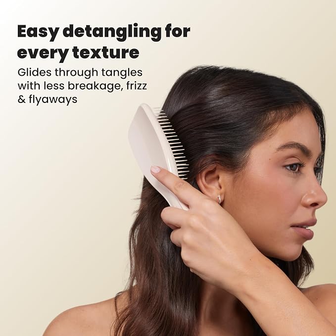 Tangle Teezer Ultimate Detangler Brush, Straight to Wavy, Cappuccino | Patented two-tier, regular-flex teeth reduce breakage & split ends on wet or dry hair; Shower-friendly hairbrush for all ages