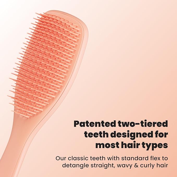 Tangle Teezer Ultimate Detangler Brush, Straight to Wavy, Apricot | Patented two-tier, regular-flex teeth reduce breakage & split ends on wet or dry hair; Shower-friendly hairbrush for all ages