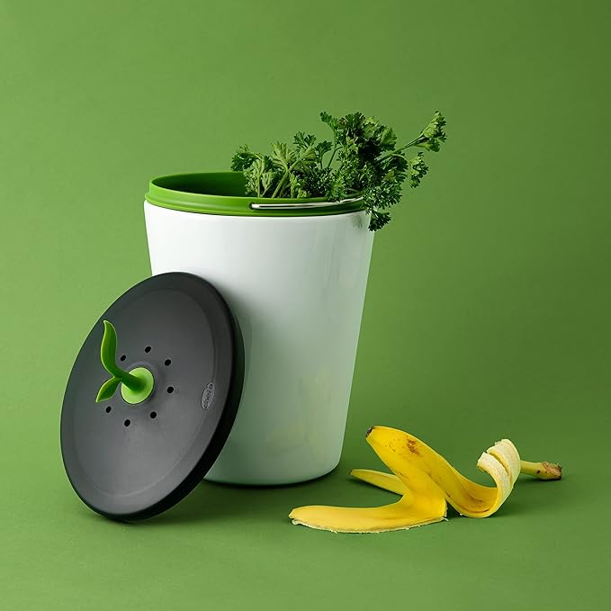 Chef'n 401-420-120 EcoCrock Counter Compost Bin Black and White 3.3 liter 1