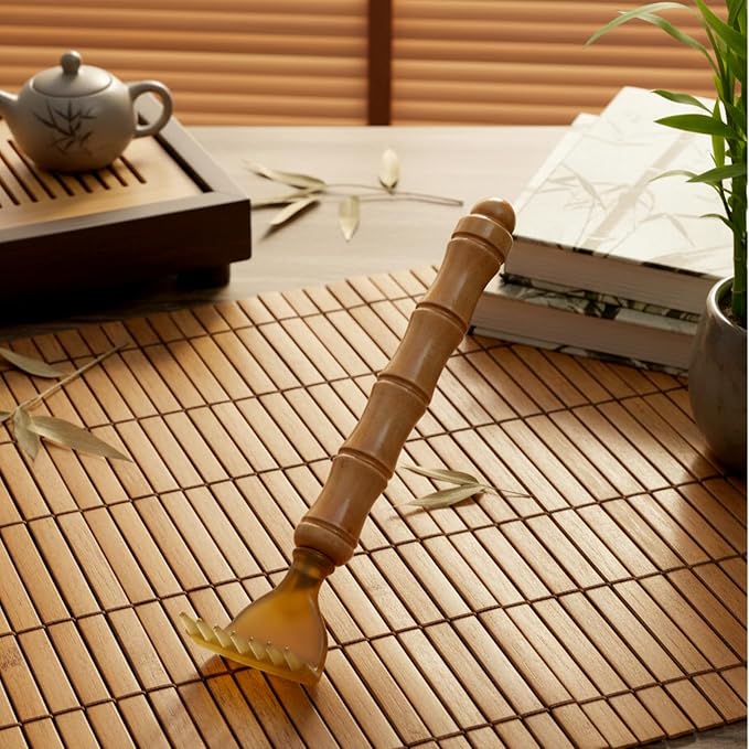 Thinp Extendable Bamboo Back Scratcher, Portable Telescoping Back Scratcher Wooden Long Handle Retractable Backscratcher for Adults Men Women