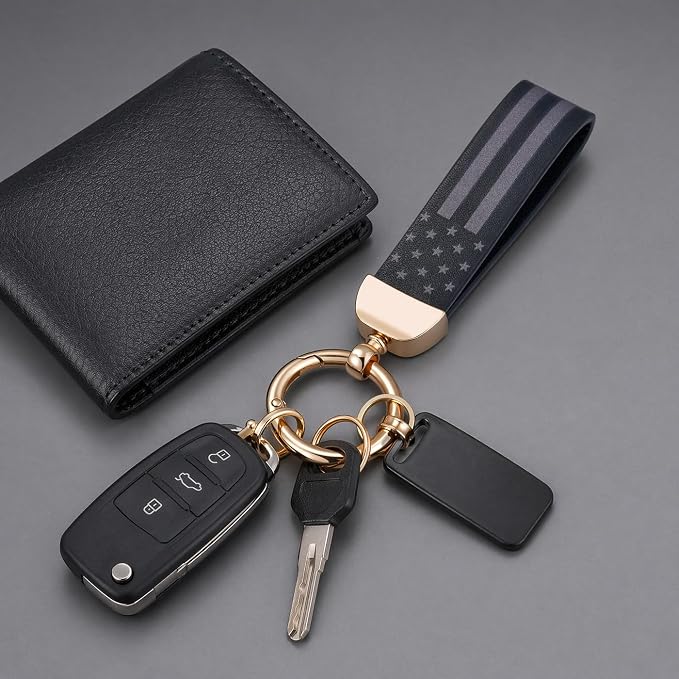 American Flag Keychain for Men Women, Leather USA Flag Key Chain for Daily | Flag keychain adds heritage patriotic style, Metal D-ring keep daily keys grouped,Practical gift for dads, husbands, wives