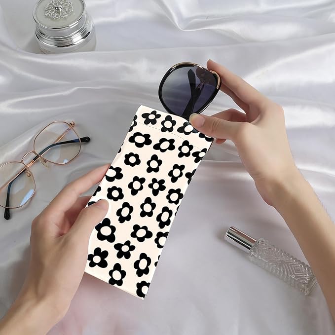 Anikathy 2Pcs Sunglass Eyeglass Glasses Case Soft PU Leather with Cleaning Cloth Cute Glasses Pouch Bag for Men Women Girs