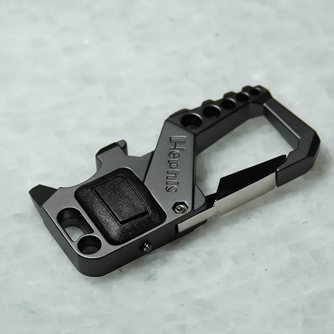 Skull Heavy Duty Key Chain,Car Emergency Escape Tool, Seat belt Cutter,Bottle Opener,Carabiner Car Key Chains