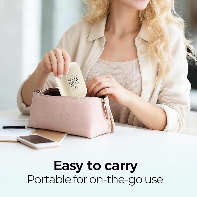 7 Compartments Travel Pill Organizer, Foldable Portable Airtight Daily Pill Box, Compact Pill Case for Purse & Pocket, BPA-Free Medicine Organizer for Vitamins Fish Oil Supplements (White)