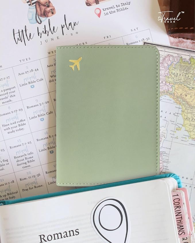 Passport Holder for Travel, RFID Blocking Waterproof PU Leather Travel Passport Cover Case Wallet