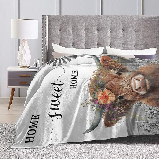 Highland Cow Blanket Soft Cozy Cattle Fleece Plush Throw Blanket Warm Lightweight Cute Farm Animal Stuff Decor Flannel Blanket Gifts for Girls Boys Lovers Adults Women Men Bed Travel 60"x80"