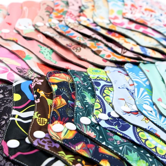 Random Prints Meduim Size Regular Cloth Menstrual Pads Reusable Sanitary Pads (M-5 PCS-Random Prints)
