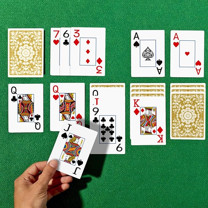 Playing Cards,Deck of Cards 2 Pack,Poker Cards Set,Jumbo Large Print Playing Cards for Adults Seniors,Card Games for Family Game Night Party Casino Magic (Gold)