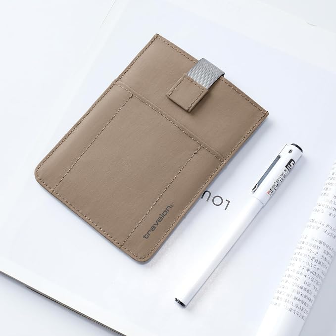 Travelon RFID Blocking Pull Up Passport holder