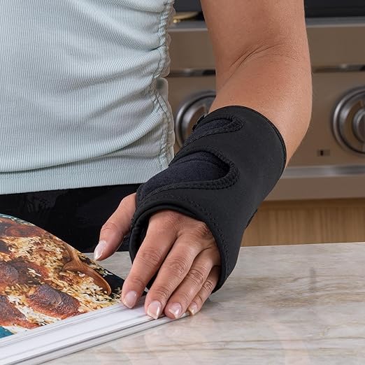 ComfyBrace® Carpal Tunnel Wrist Brace (Pack of 2) with Splint and Palm Cushion - (Adjustable and Fits Both Hands) - for Support, Carpal Tunnel, Tendonitis, Wrist Injury, and Pain