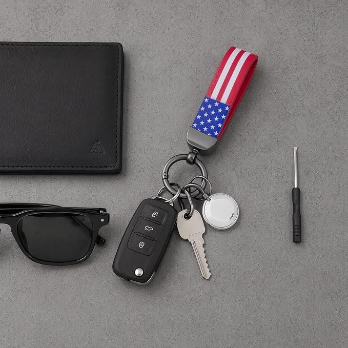 American Flag Keychain for Men Women, Leather USA Flag Key Chain for Daily | Flag keychain adds heritage patriotic style, Metal D-ring keep daily keys grouped,Practical gift for dads, husbands, wives