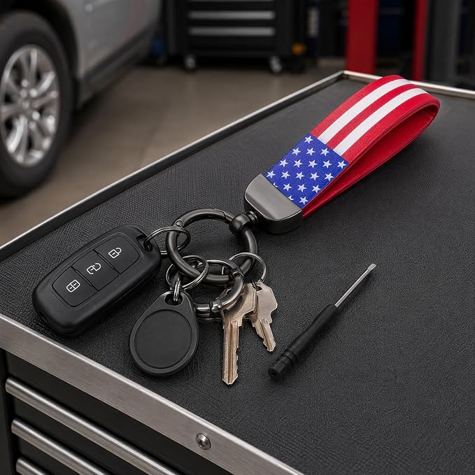 American Flag Keychain for Men Women, Leather USA Flag Key Chain for Daily | Flag keychain adds heritage patriotic style, Metal D-ring keep daily keys grouped,Practical gift for dads, husbands, wives