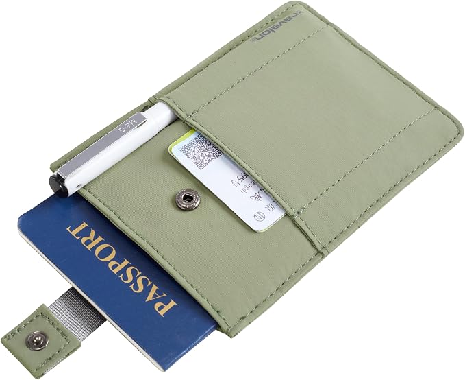 Travelon RFID Blocking Pull Up Passport holder